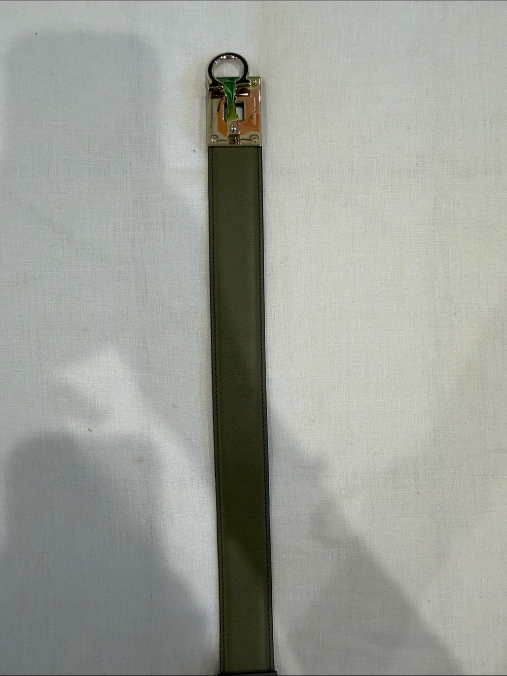 Salvatore Ferragamo Olive Green Leather Belt with Gold Buckle Ring - Picture 6 of 10